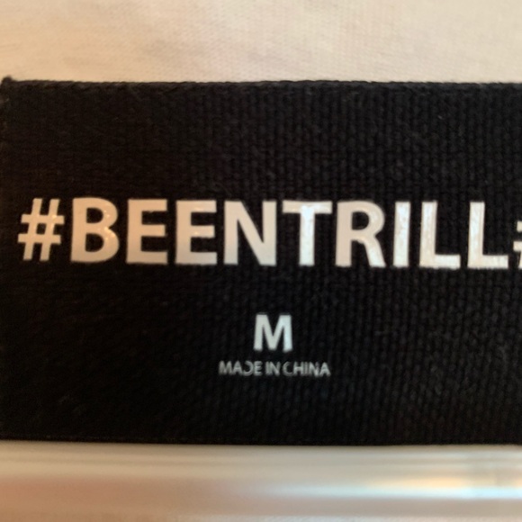 #BEENTRILL# ALL WHITE TEE - Picture 3 of 4
